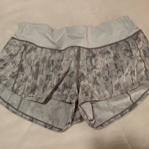 LULU speed up shorts